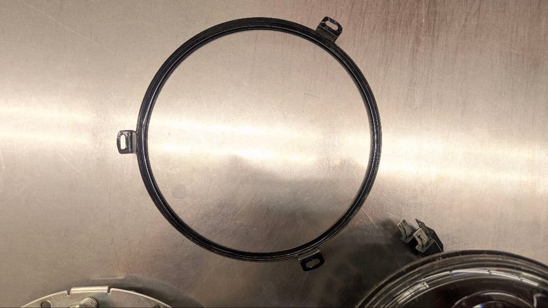 ハーレー純正　デーメーカー　7インチLEDヘッドライト　67700041A