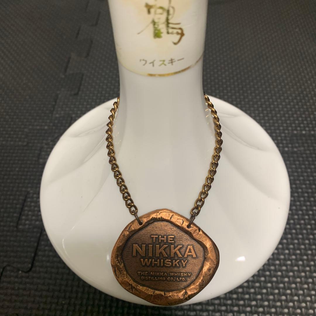NIKKA ウイスキー メダル付きボトル，レア物古酒値下げ