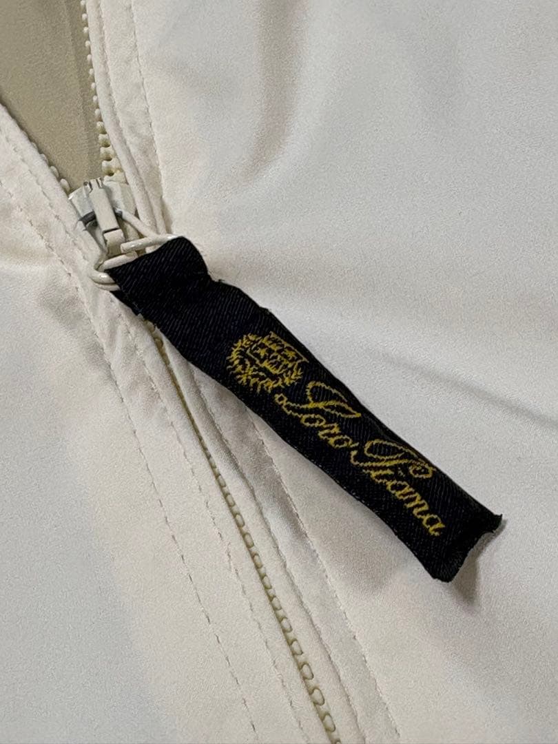 正規品伊製 ロロピアーナ　収納フード付き　ブルゾン　シルクタッチ　size L