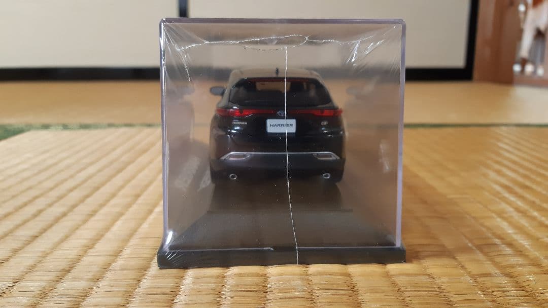 HARRIER ブラック ミニカー 透明ケース入り