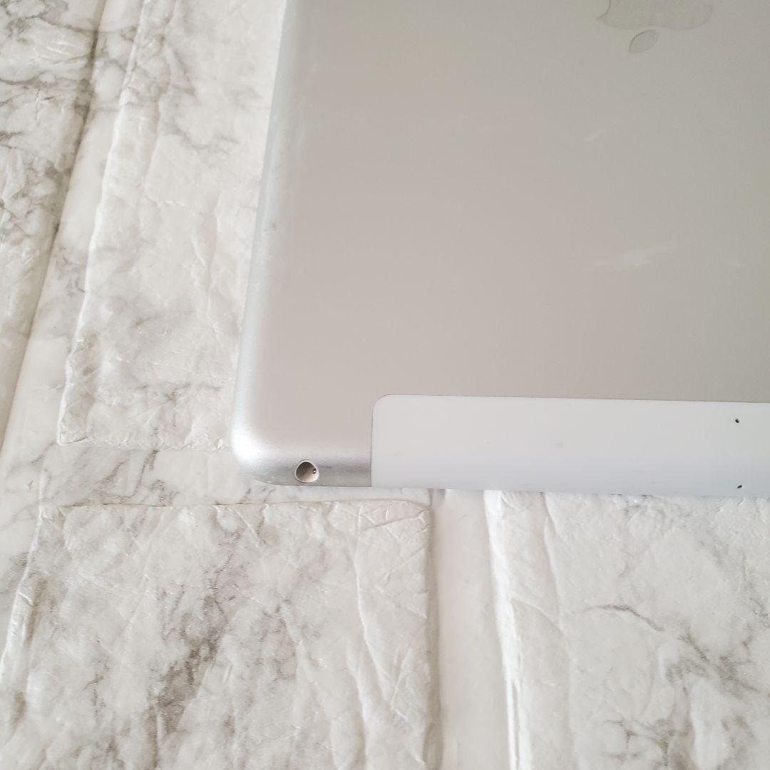 261 iPad 7世代 128GB SIMフリー シルバー