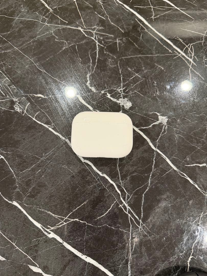 AirPods Pro2 本体 iFaceレッドケース付き