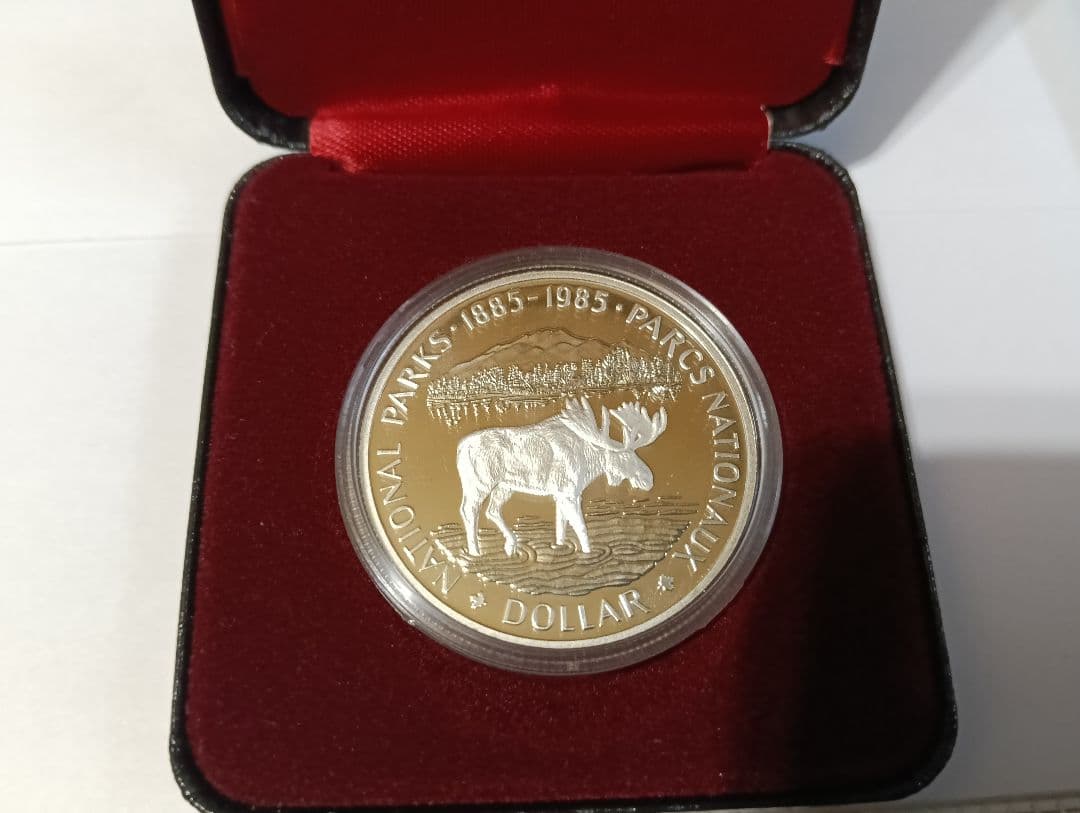 カナダ国立公園100周年記念1ドル銀貨 ＆ アメリカ独立200周年記念銀貨