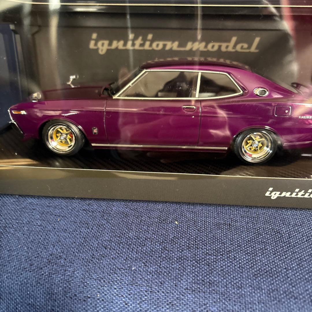 イグニッションモデル　1/18 日産ローレル2000SGX 0623