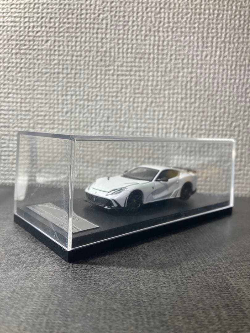 ミニカー 812 N-Largo by Novitec