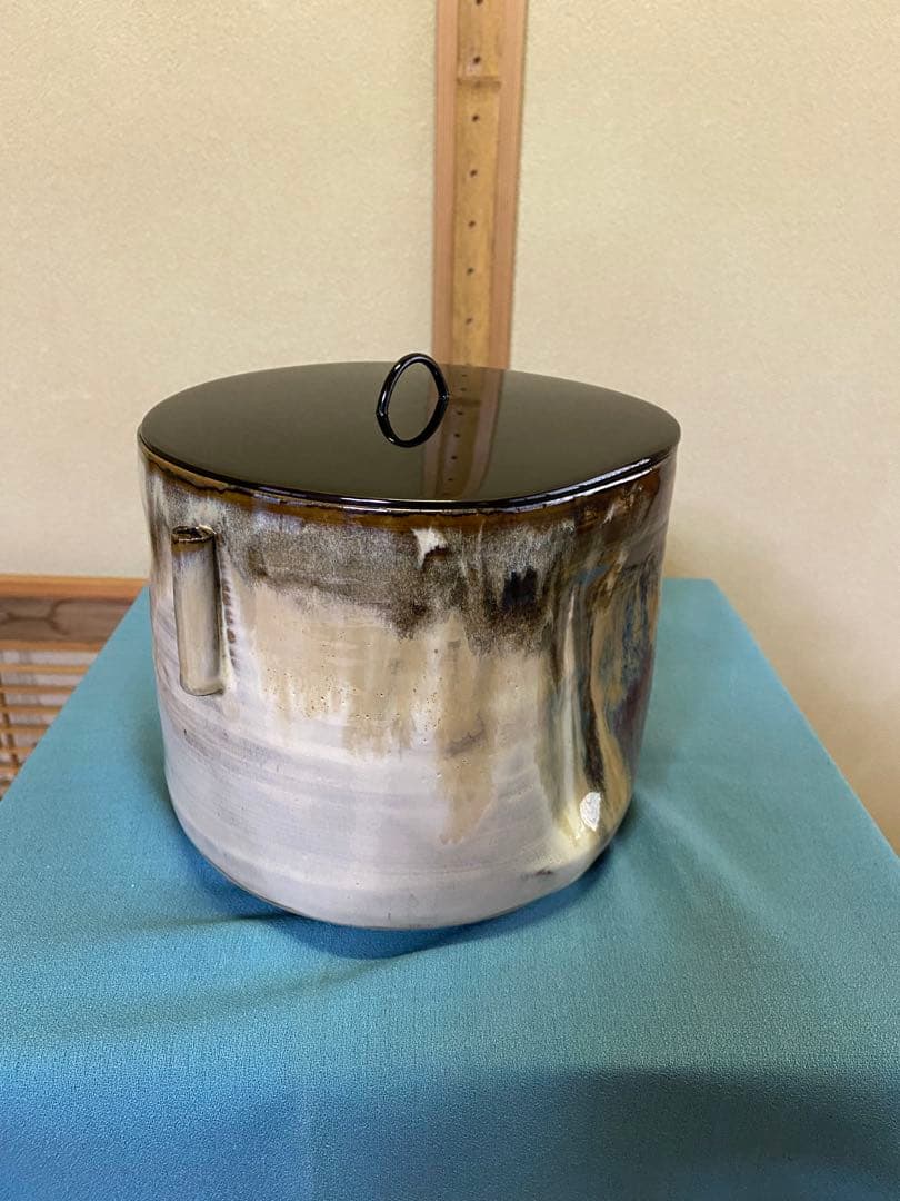 茶道具/水指 高取耳付水指 十四代 亀井味楽 共箱 塗蓋