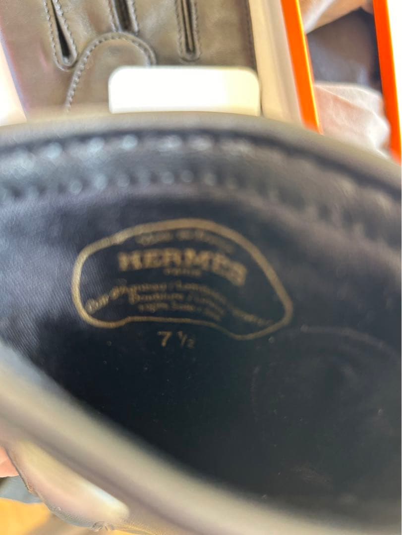 未使用　エルメス　レザー　グローブ　手袋