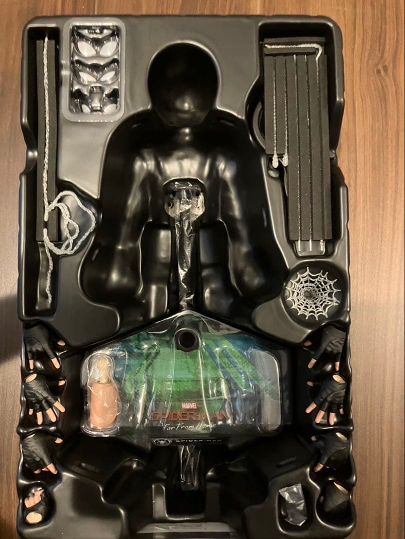 ホットトイズ　スパイダーマン　ステルススーツ　ファーフロムホーム　マーベル