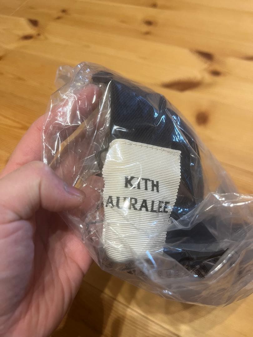 KITH AURALL new eraブラックキャップ