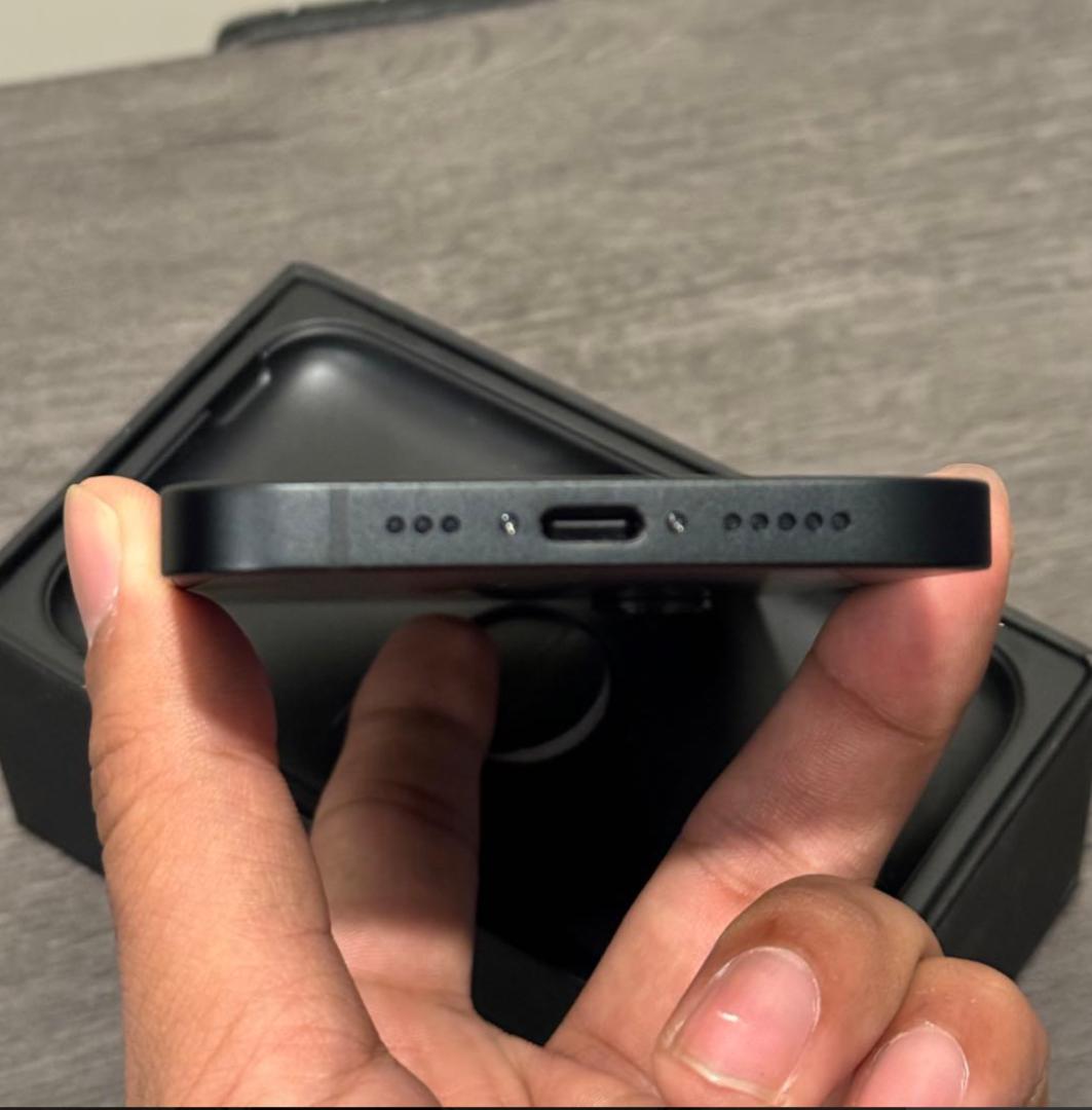 【バッテリー100％【新品同様】iPhone 16e｜128GB｜SIMフリー