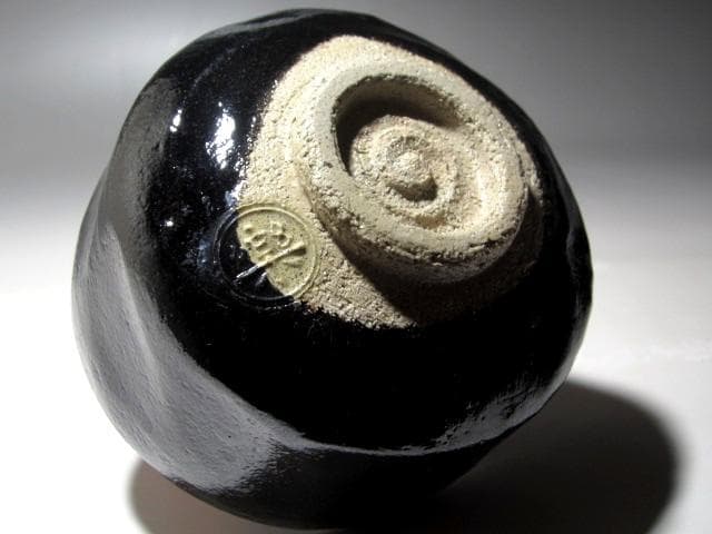 楽十二代 弘入 亀絵黒茶碗　表千家惺斎花押の逸品☆ｃ533