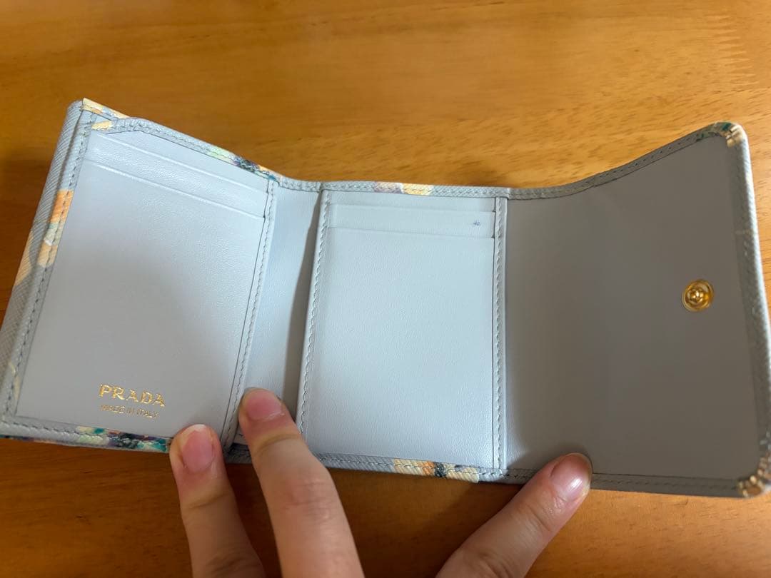 PRADA プラダ 花柄 三つ折り財布 サフィアーノレザー