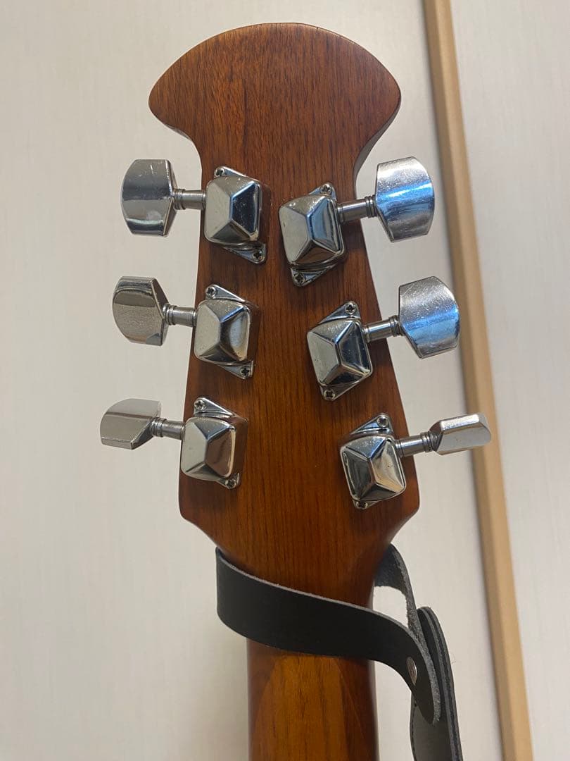 アコースティックギター オベーションタイプ　ラウンドバック　エレアコ　すぐ弾ける