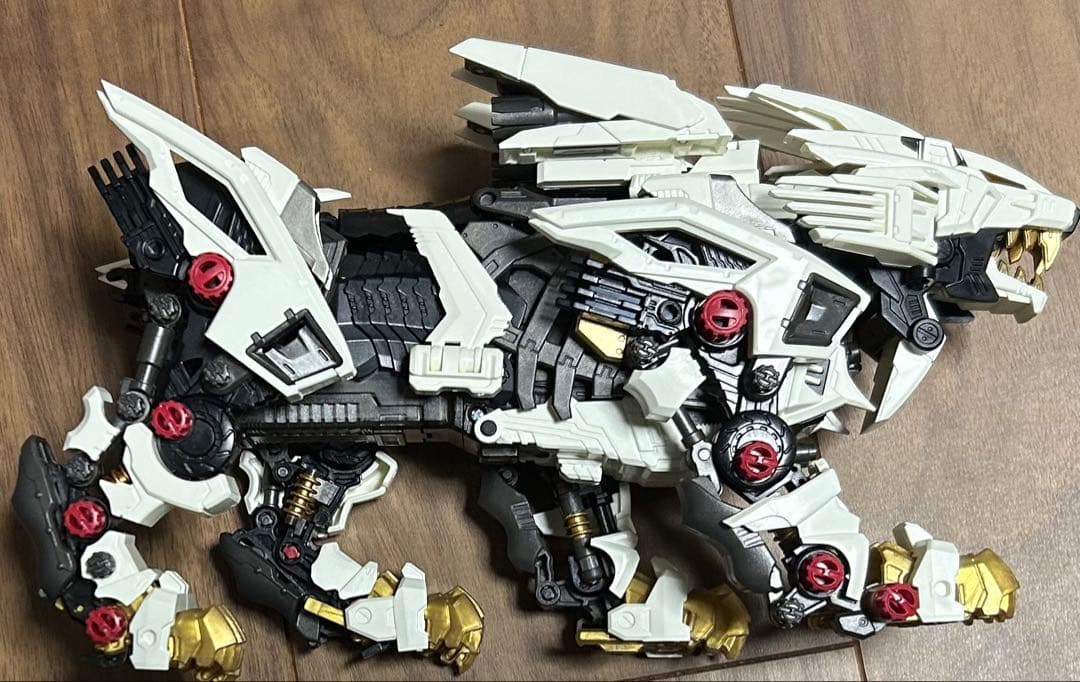 ZOIDS AZ-02 ライガーゼロ タカラトミー ゾイド 組立済