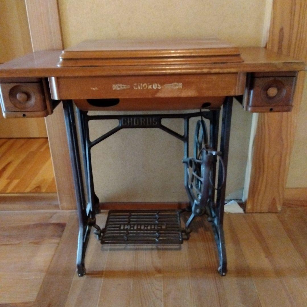 昭和レトロ　コーラス社製　CHORUS　ミシン　アンティーク　希少