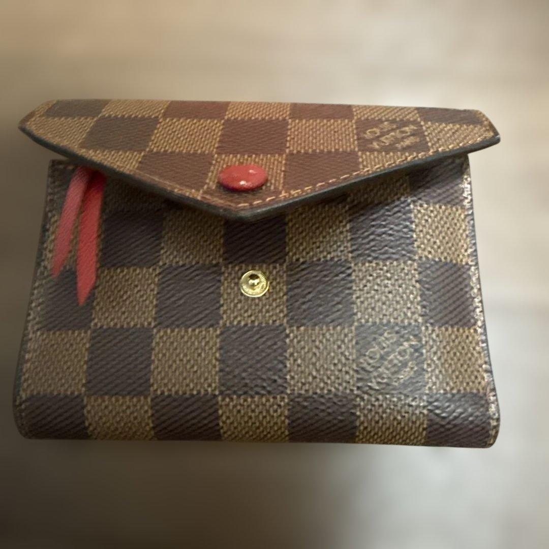 ダミエパターン 二つ折り財布 ブラウン