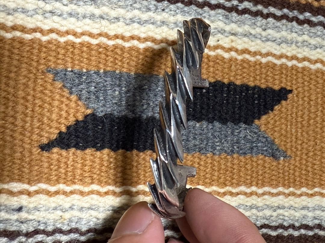 アーロンアンダーソン　バングル