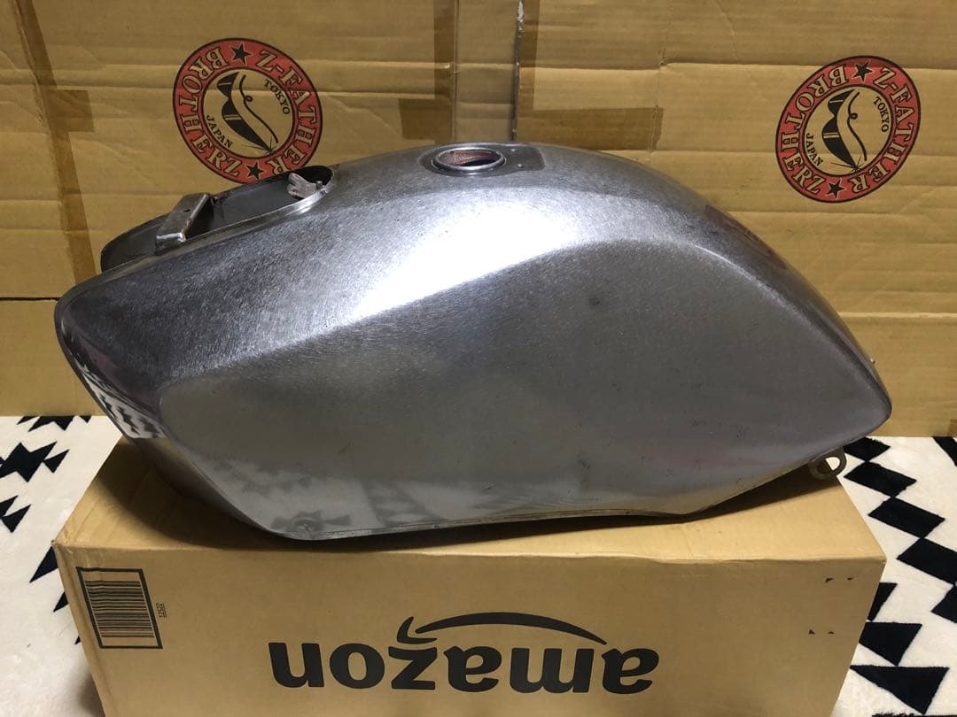 GPZ400F/F2 ガソリンタンク