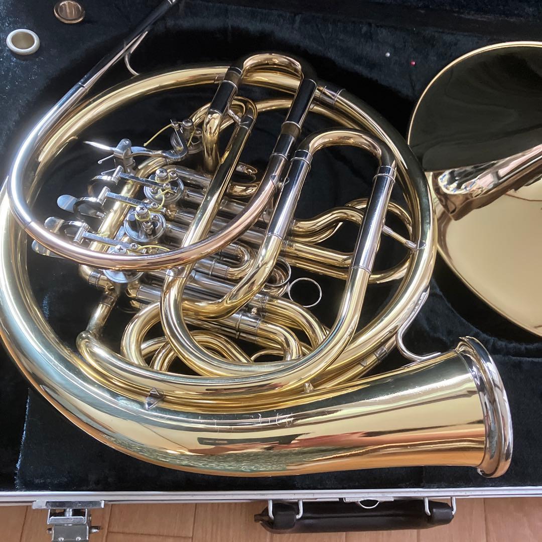 YAMAHA ホルン　YHR764ケース付き