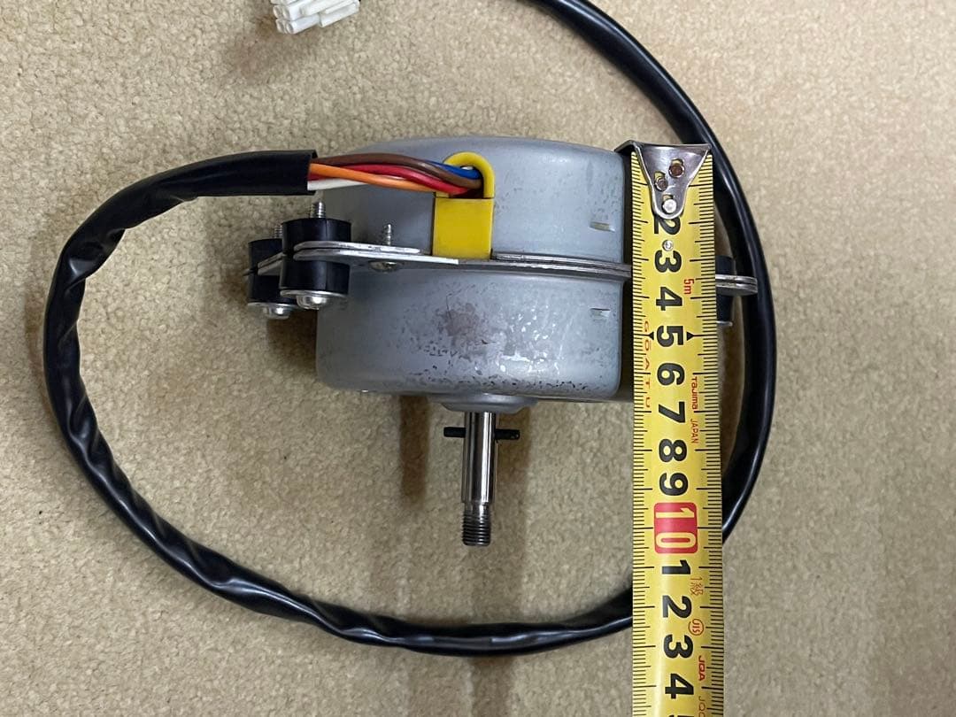 富士工業レンジフードゴムブッシュ付3速モーター中古再生品品番90213361