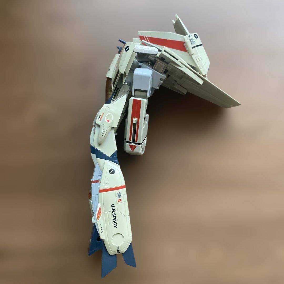 【希少品】【送料無料】バンダイ　マクロス バルキリー 超合金 VF-1J