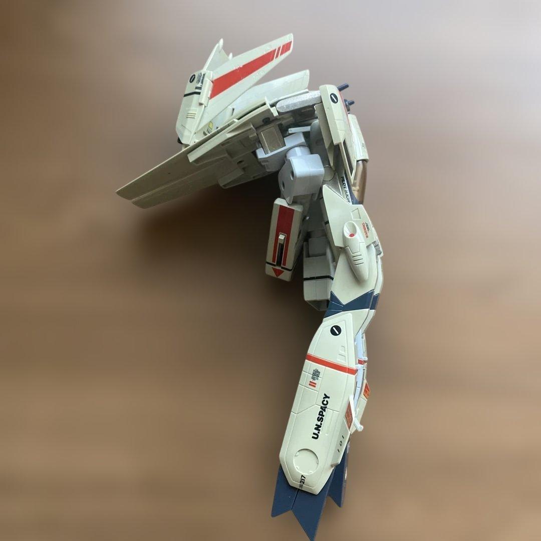 【希少品】【送料無料】バンダイ　マクロス バルキリー 超合金 VF-1J