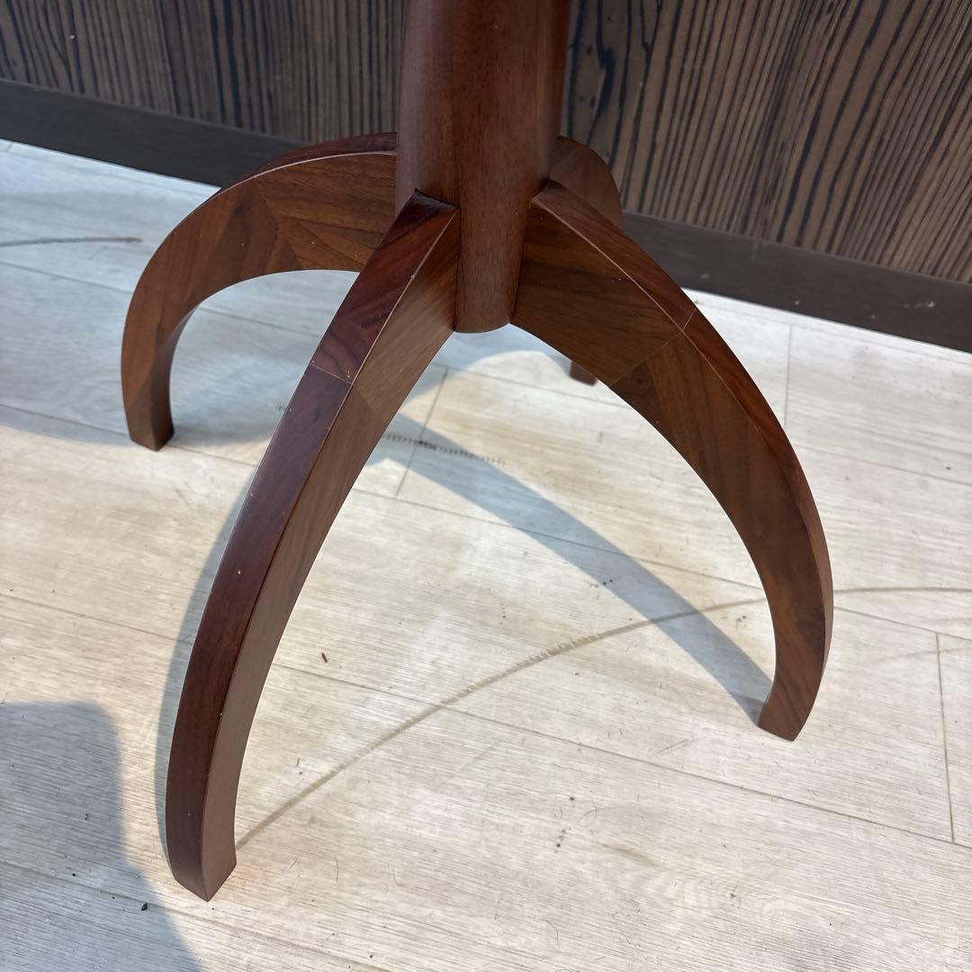 シギヤマ　ローズマリー　テーブル