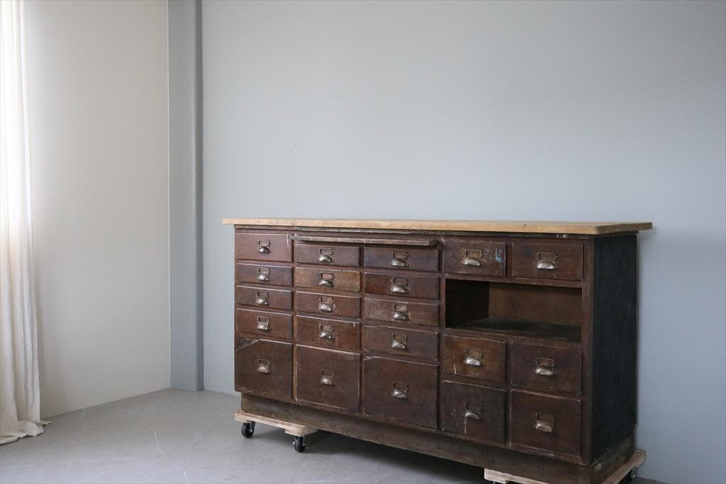 英国アンティーク21杯ドロワー付ショップカウンター/木製机テーブル(83-155