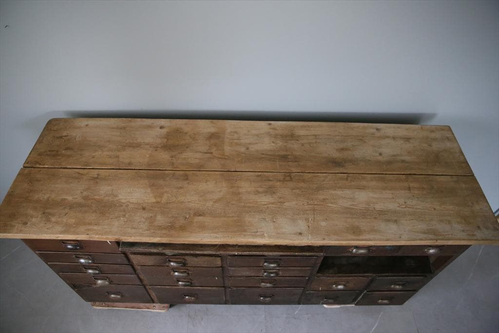 英国アンティーク21杯ドロワー付ショップカウンター/木製机テーブル(83-155