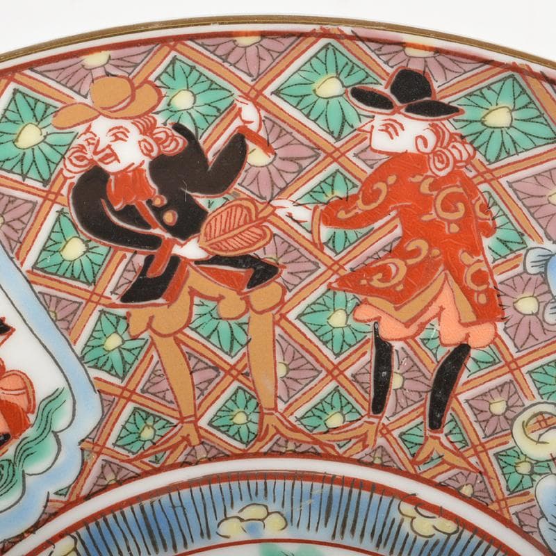 伊万里焼　古伊万里　錦手　南蛮人黒船文　飾皿　在銘　N　R6747