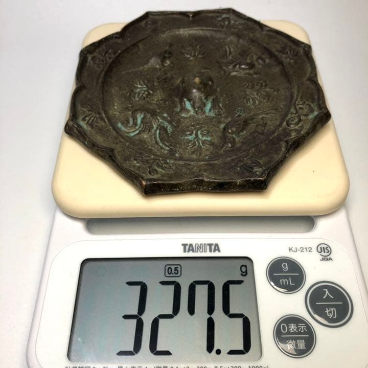 青銅鏡　春秋戦国　瑞花双鳳双鳥　八稜鏡 時代物 遺跡発掘品　古鏡　副葬品