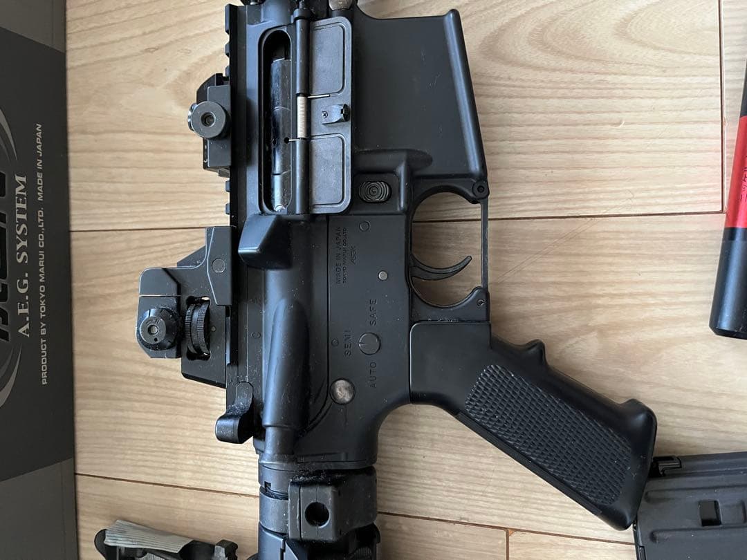 東京マルイ CQB-R M4 カスタム＋充電器＋専用バッテリー付き