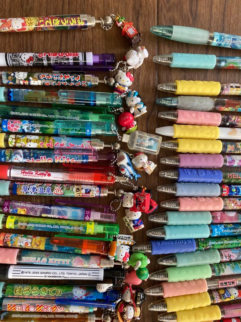 ご当地キティ　ボールペンセット 81本