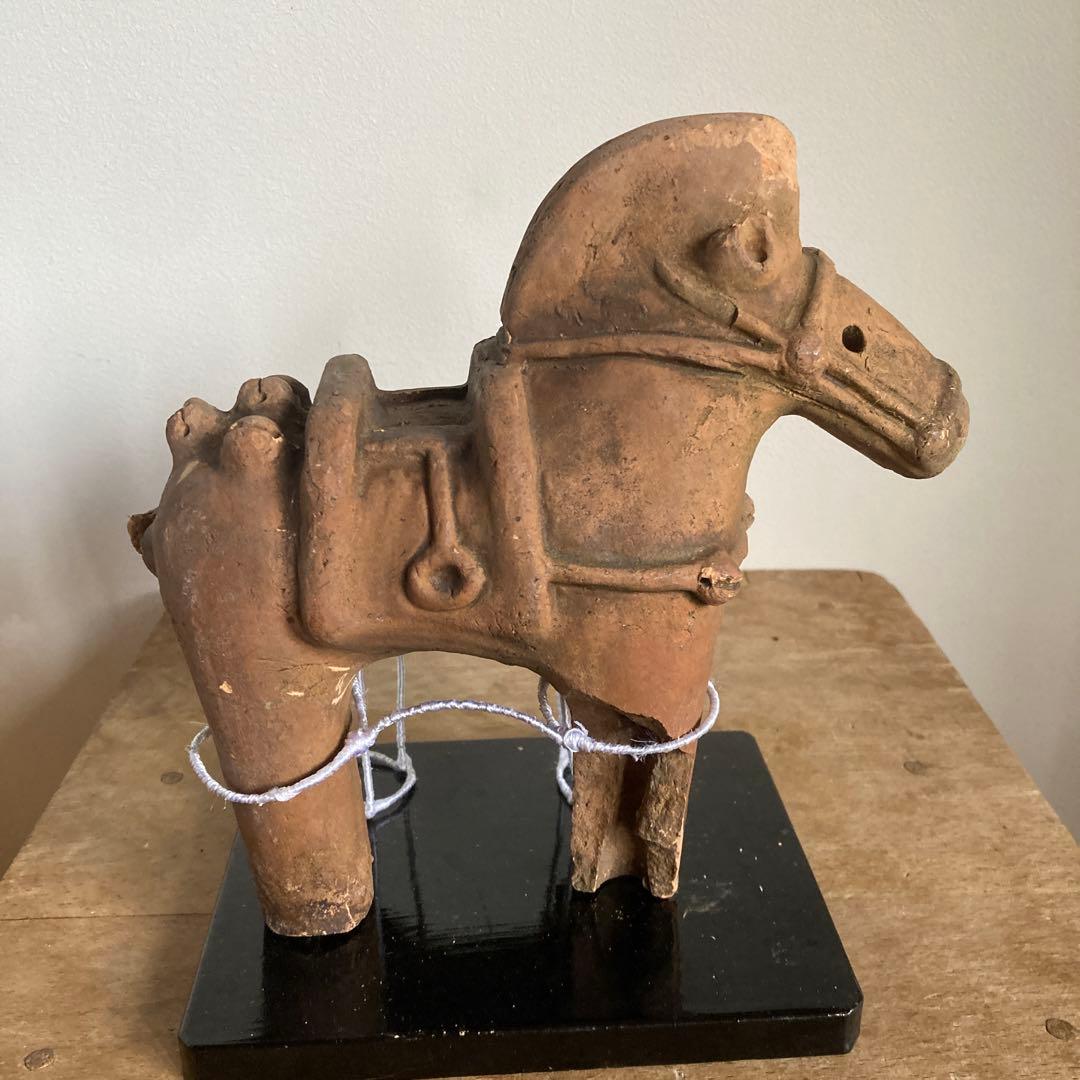 埴輪土偶馬　ワイヤー義足工芸品 黒台座ビンテージ
