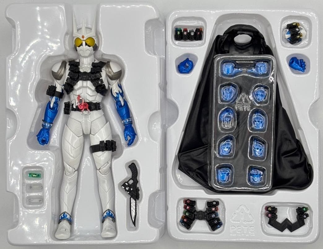 真骨彫製法 エターナル S.H.フィギュアーツ 仮面ライダー