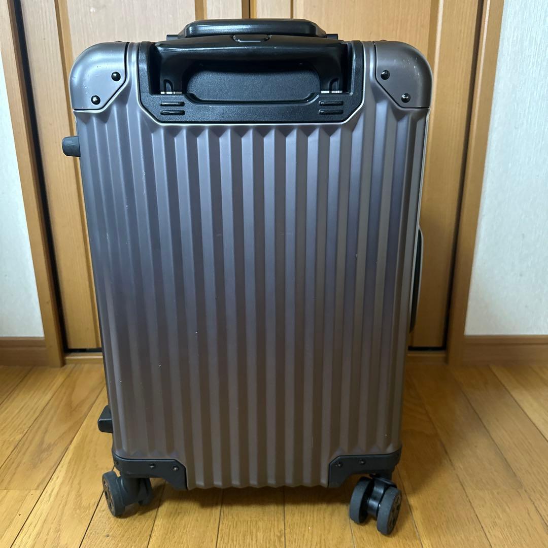 メルセデスベンツAMGスーツケース　中古　傷あり　送料込み‼️