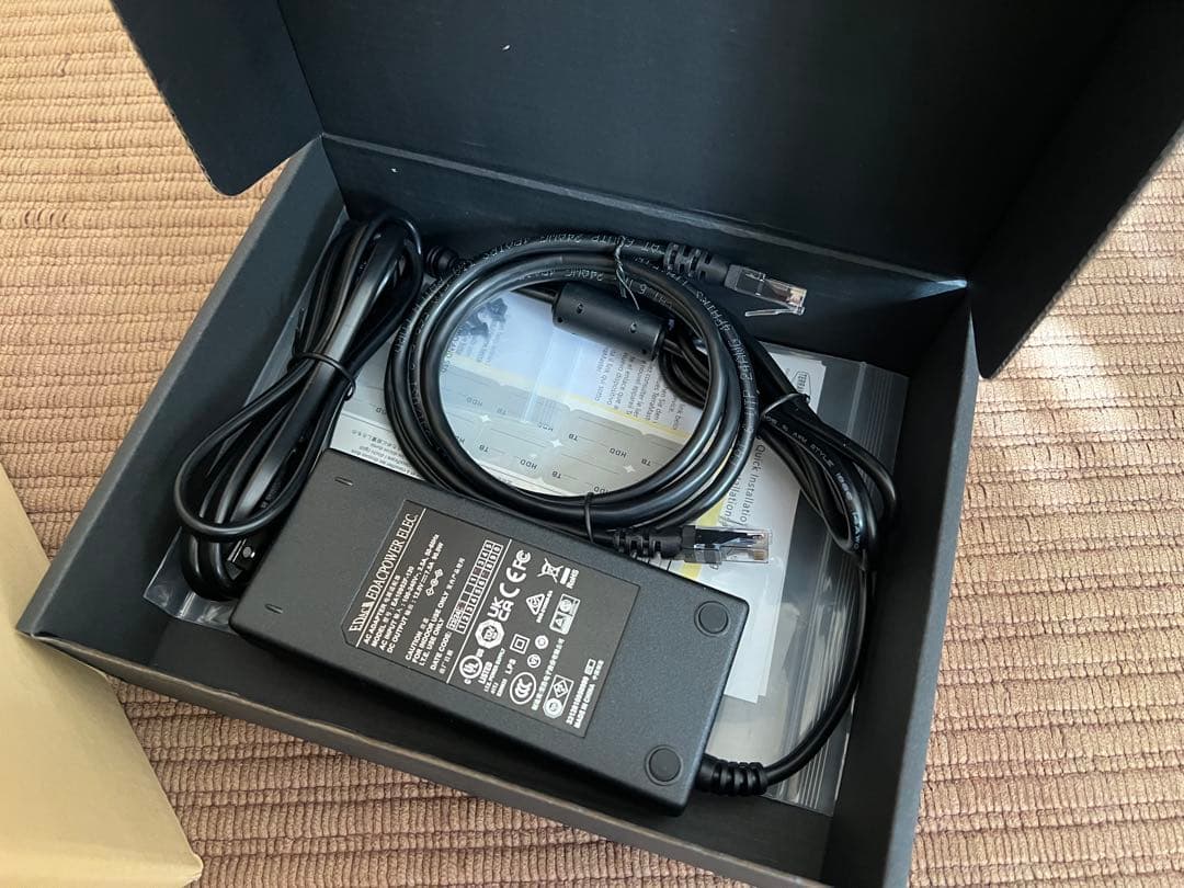 TerraMaster F4-425 テラマスター　NAS 4スロット