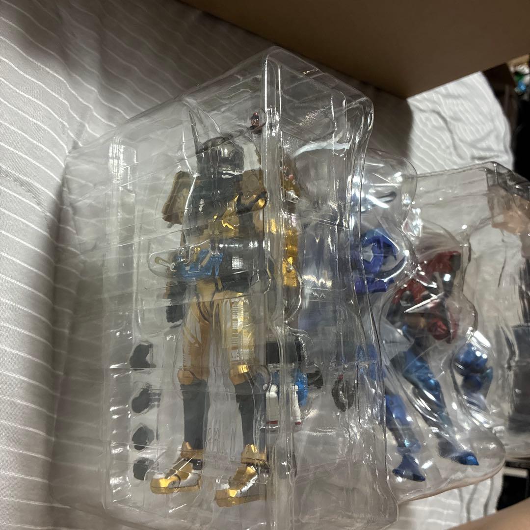 北都の猿渡ファームセット　仮面ライダーグリス　s.hフィギュアーツ