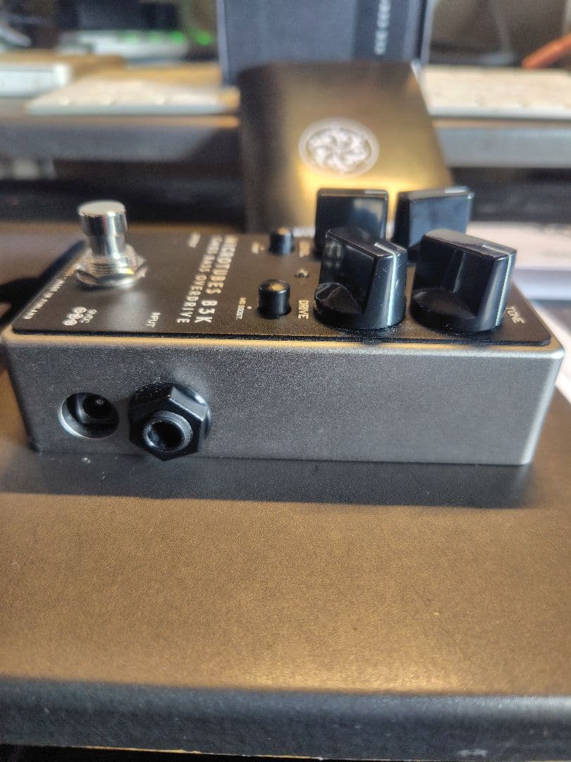 【美品】DARKGLASS　B3K v2 ベースオーバードライブ