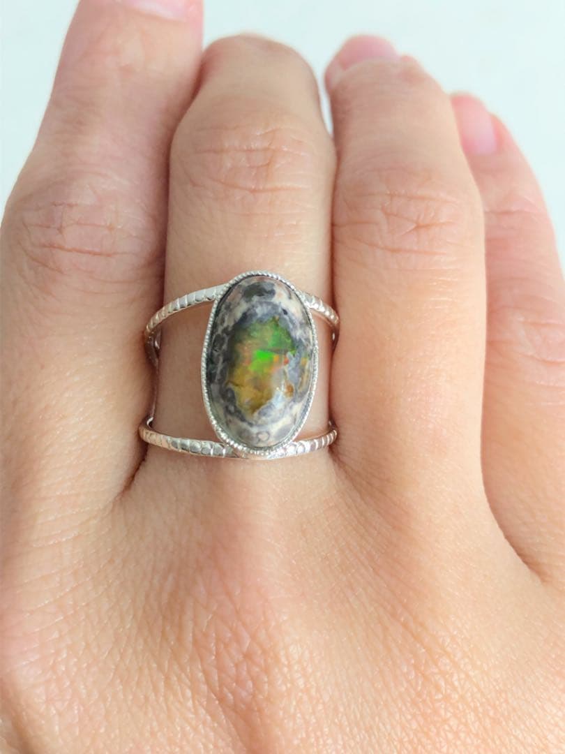 特大オパールリング