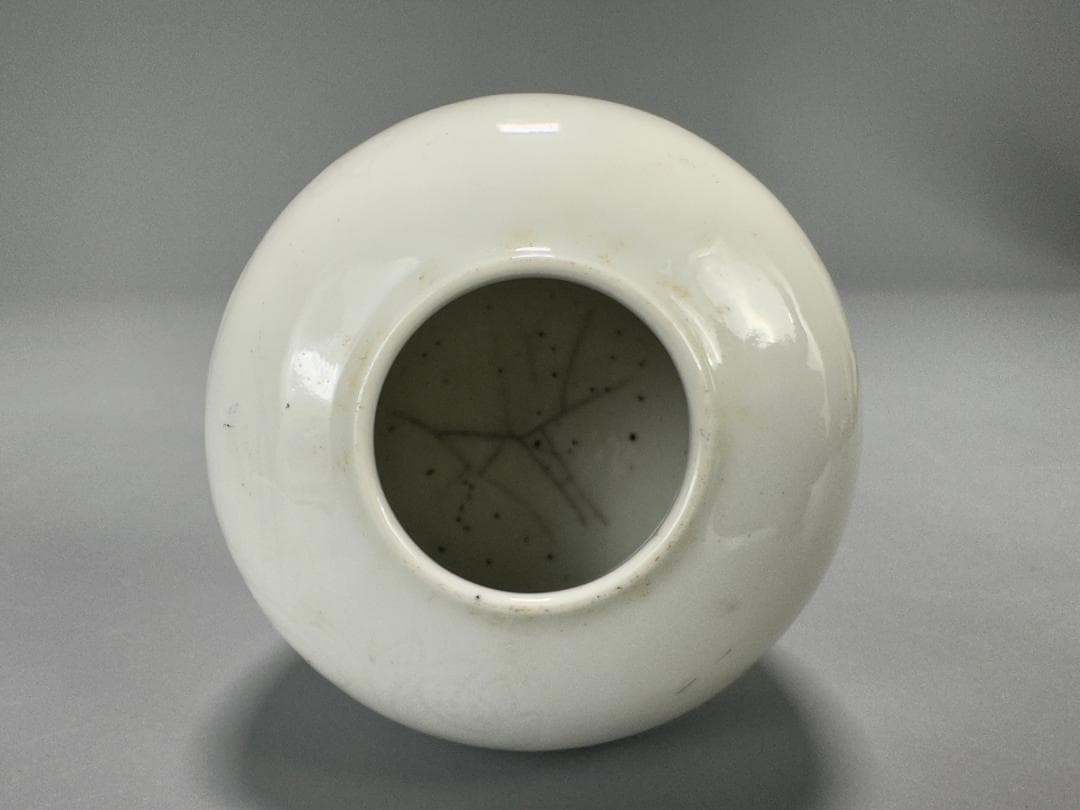 茶道具　白磁　暗刻花卉文小壺　茶入　茶壺　中国　唐物