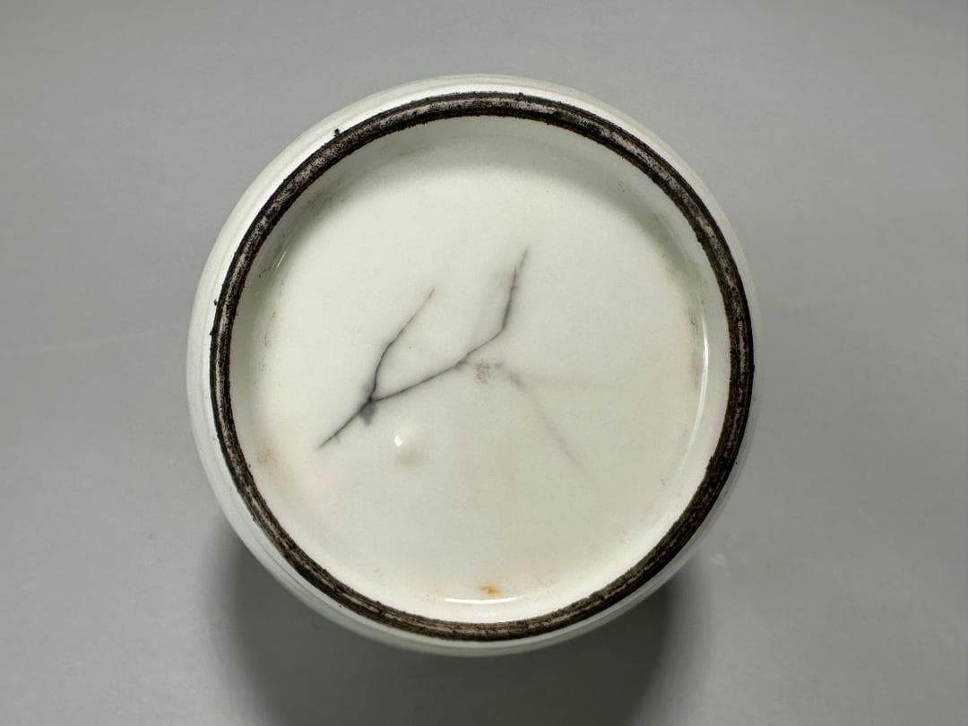 茶道具　白磁　暗刻花卉文小壺　茶入　茶壺　中国　唐物