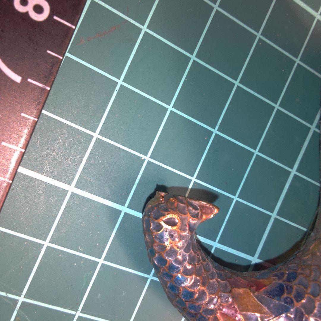 小物１ 七宝？ 孔雀デザインの金属製置物 つのがありません