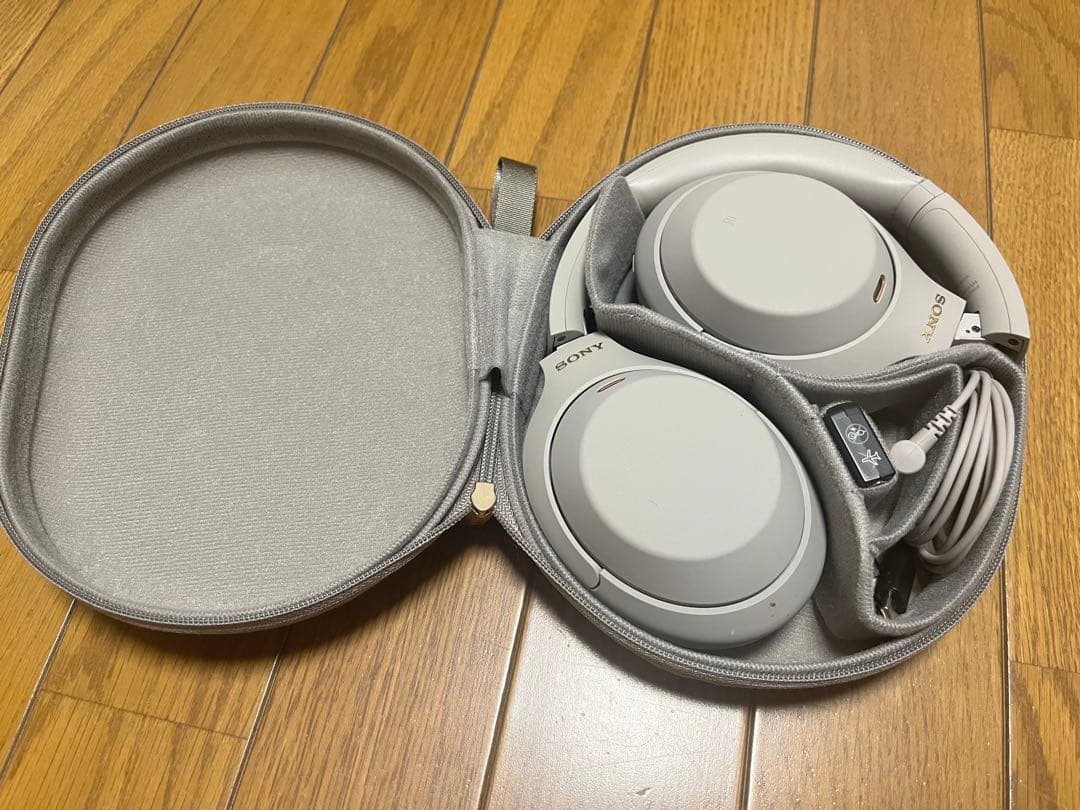 SONY WH-1000XM4 ワイヤレスヘッドホン プラチナシルバー