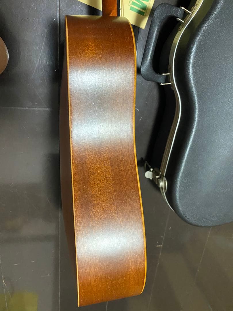 アコースティックギター　Taylor