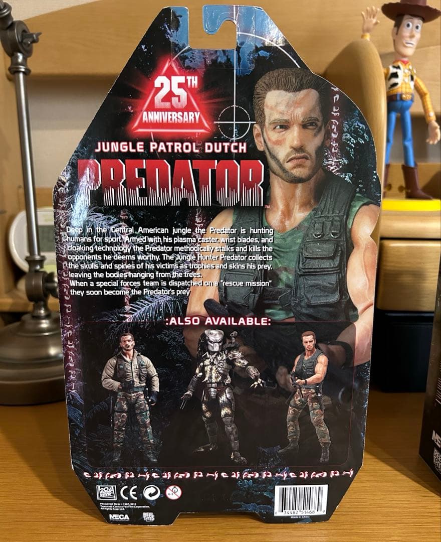 NECA プレデター ジャングルハンター ダッチ　未開封セット