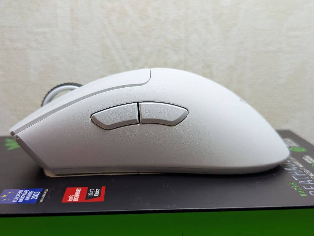 Razer DEATHADDER V3 PRO ホワイトエディション