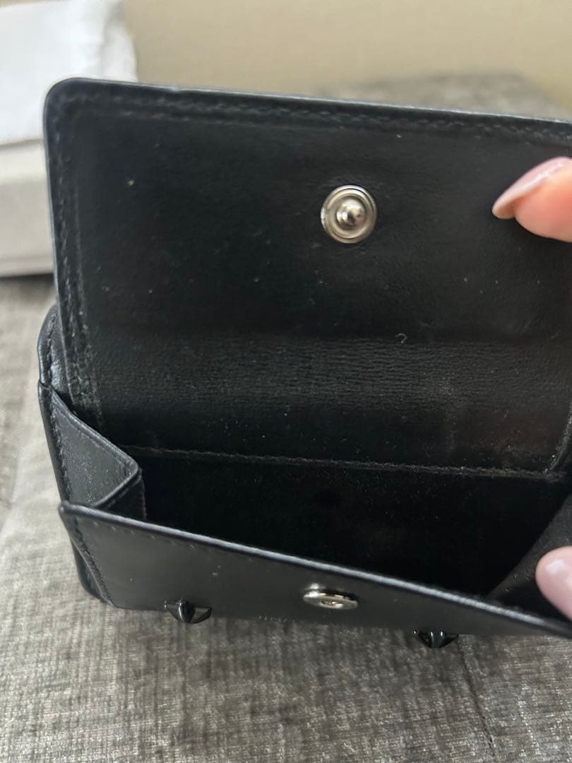 ジミーチュウ　三つ折り　財布