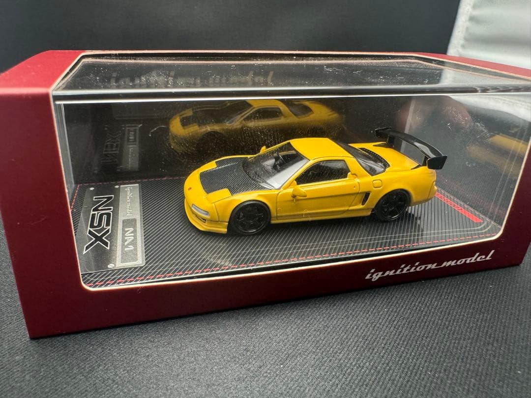 1/64 ignition model ショールームジオラマ ミニカー2台付属