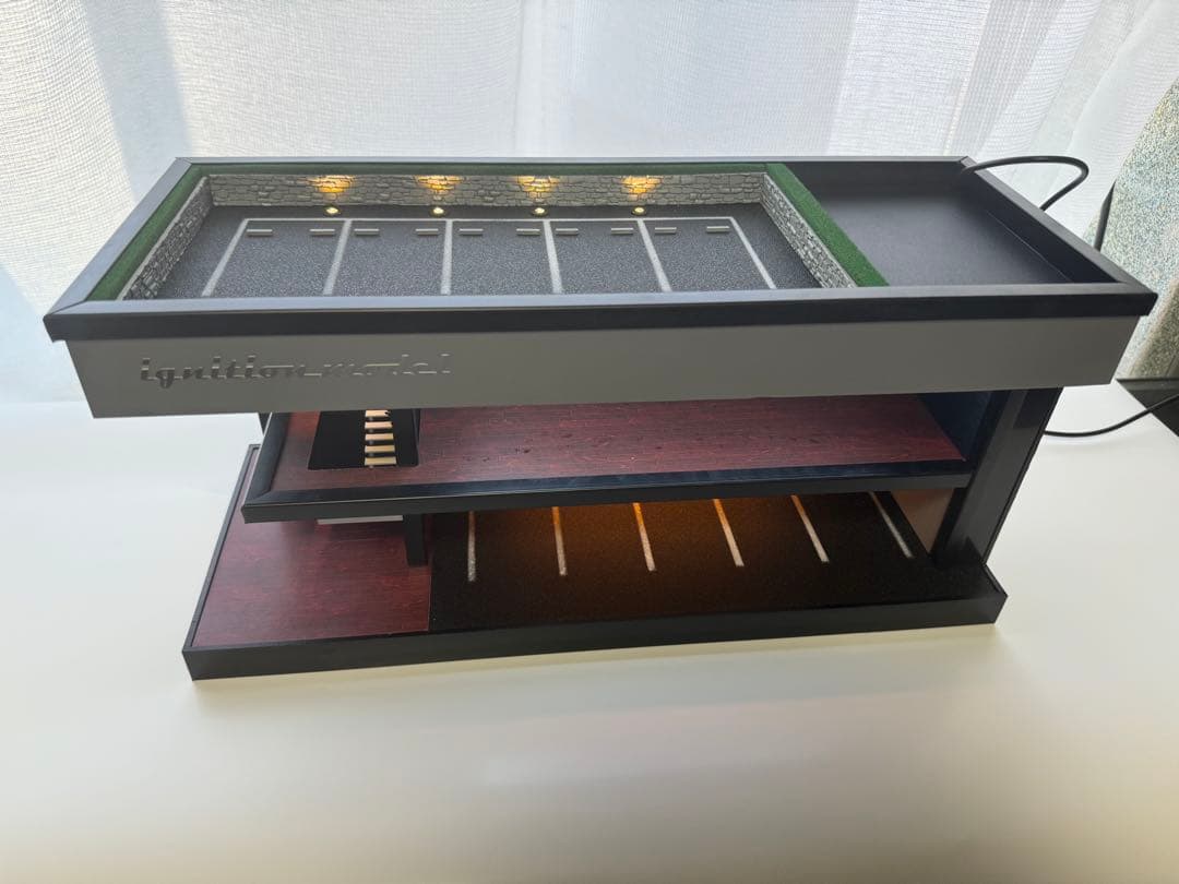 1/64 ignition model ショールームジオラマ ミニカー2台付属